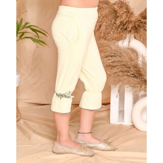 Trendy Data - Not - Present Kids Cave Capri For Girls Casual Solid Cotton Blend (Yellow Pack of 