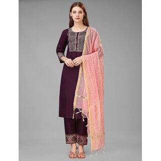 embroidered ethnic kurta set for women