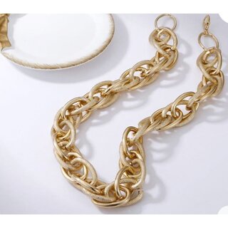 Fashionable Twisted gold plated Neck Chain For women gold