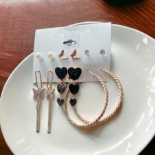 Minha pack of 6 fashion earring - Earrings | Buy online on ZillyBuy