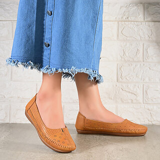 DND Womens Bellies - (Tan) Stylish & Comfortable Casual Shoes - Casual Shoes | Buy online on ZillyBuy