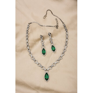Elegant Ad Stone Necklace Set