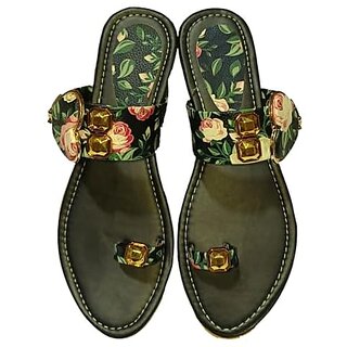 Wellmax Womens Black Traditional Ethnic Design Flat Sandals with Heart Design
