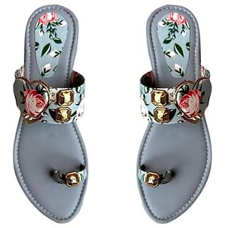 Wellmax Womens Grey Traditional Ethnic Design Flat Sandals with Heart Design